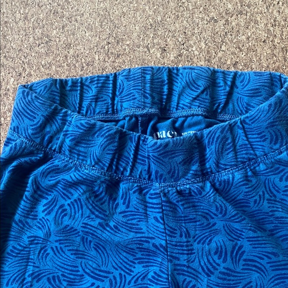 Pact Vibrant Blue Organic Cotton Cropped Leggings - Picture 3 of 6